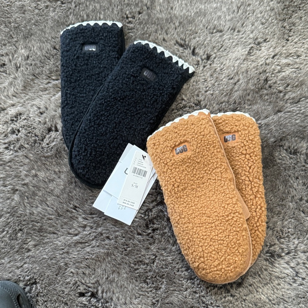 Nwt Ugg mittens